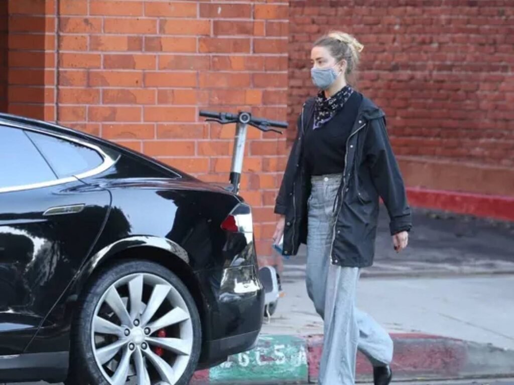 Amber Heard's Car Collection