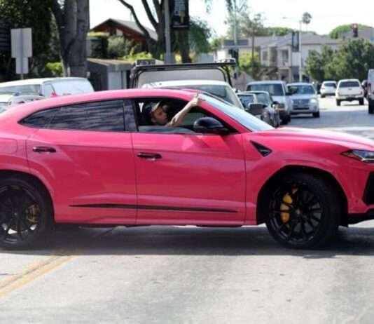 Justin Bieber Adds A Pink Lamborghini Urus To His Garage